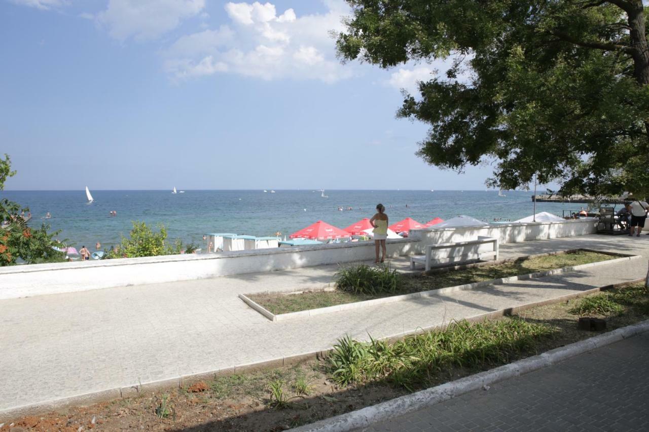 Номер С Видом На Море В Отраде Odessa Extérieur photo
